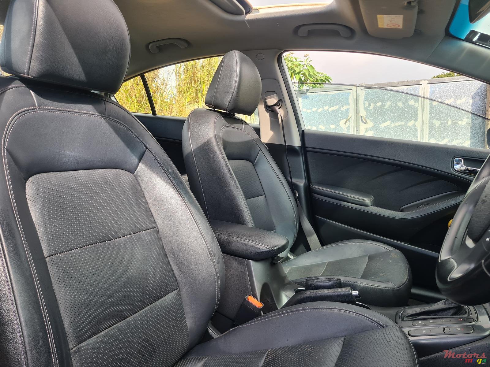 2015' Kia Cerato Automatic photo #6