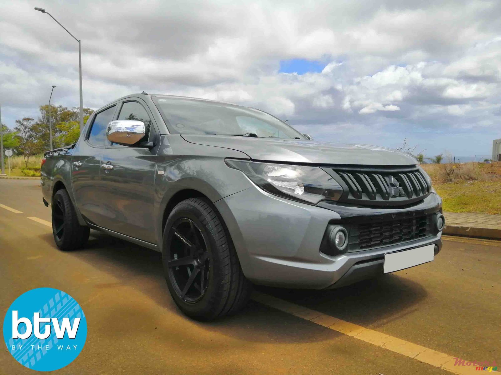 2016' Mitsubishi L 200 photo #1