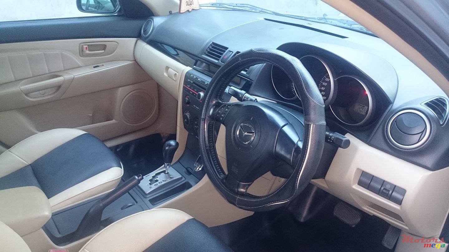 2004' Mazda 3 photo #6