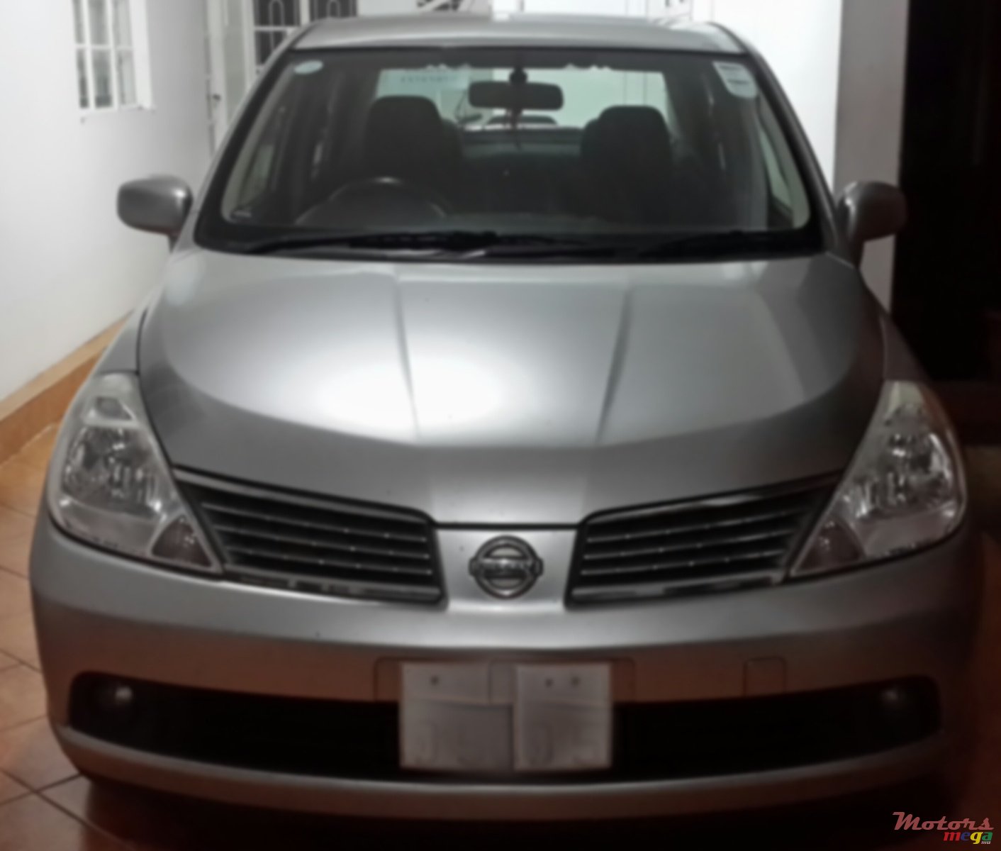 2008' Nissan Tiida photo #1