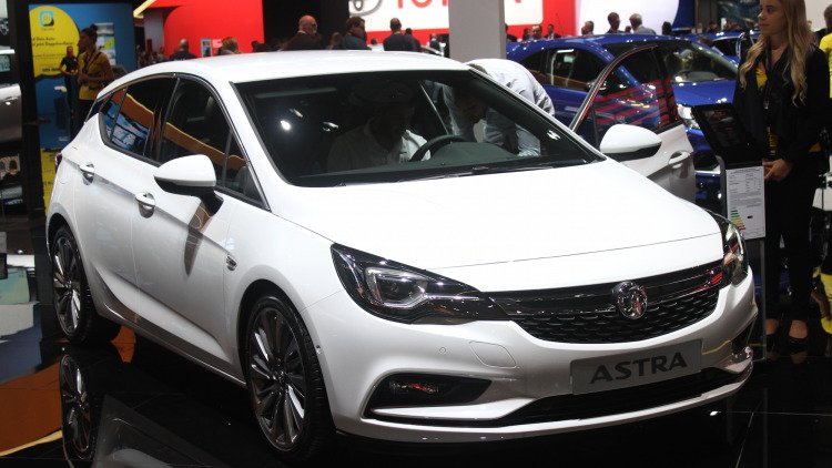 Opel Astra Makes Us Yearn for a Tri-Shield