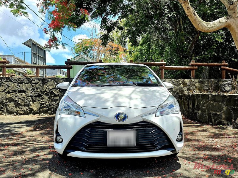 2019' Toyota Vitz photo #1