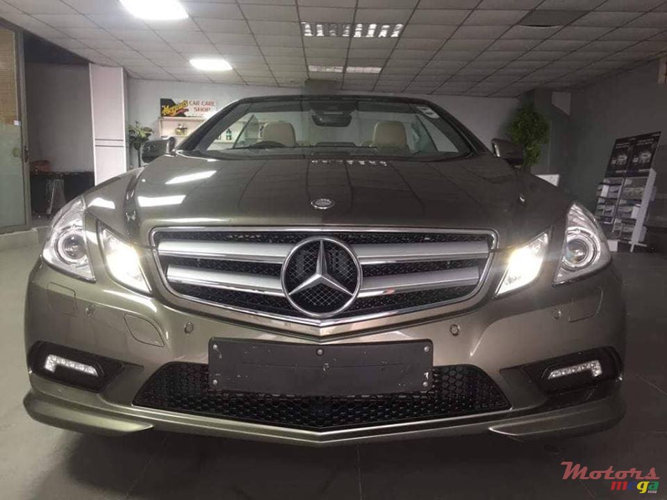 2012' Mercedes-Benz E-Class photo #1