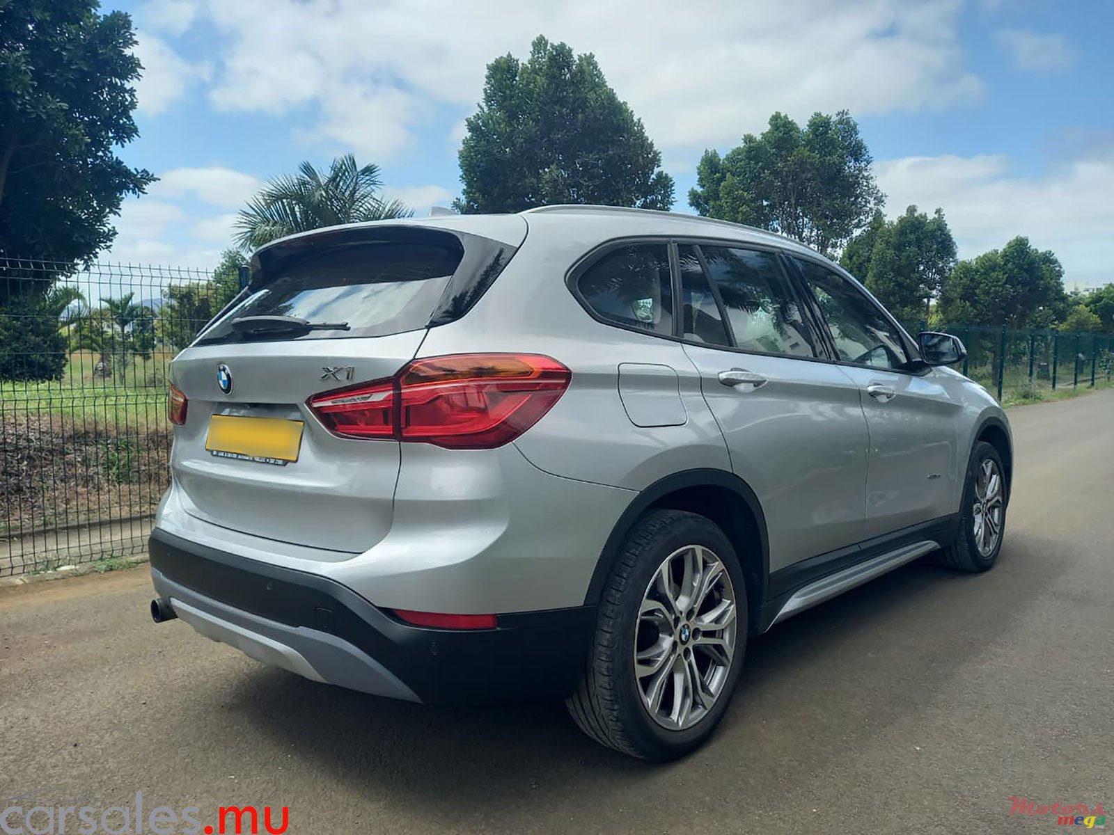 2017' BMW X1 SDrive 18i X Line 1.5 photo #4