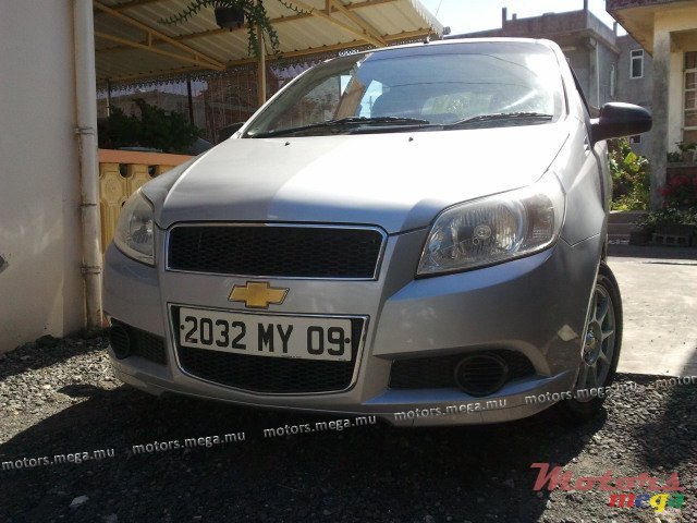 2009' Chevrolet Aveo photo #2