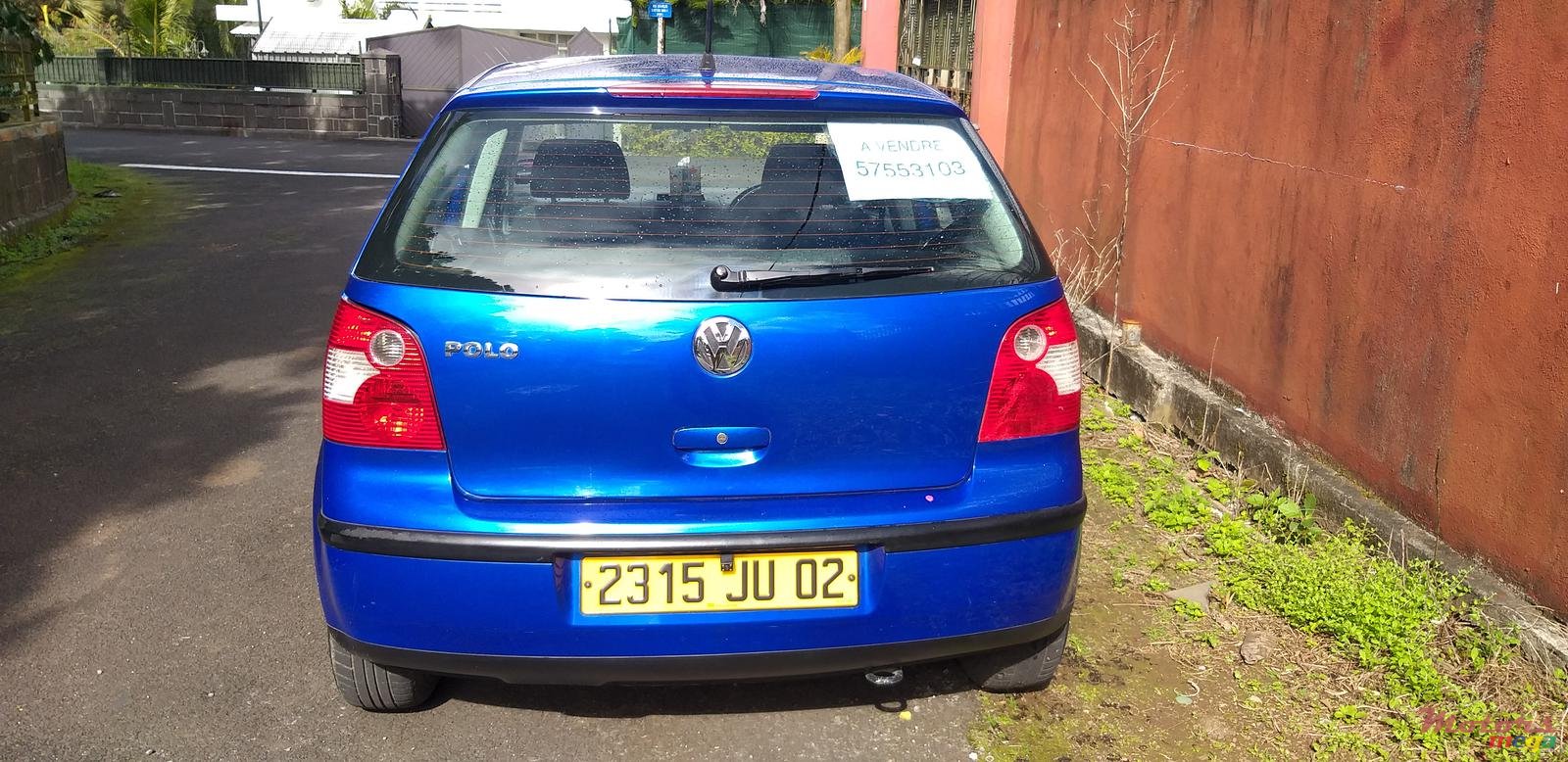 2002' Volkswagen Polo photo #4