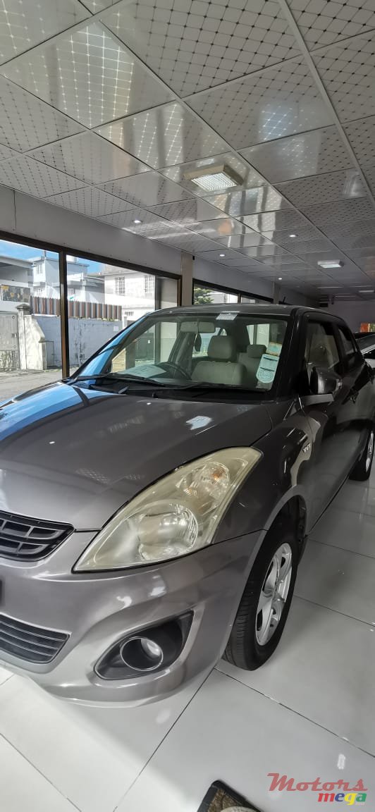 2013' Suzuki Swift Dzire photo #6