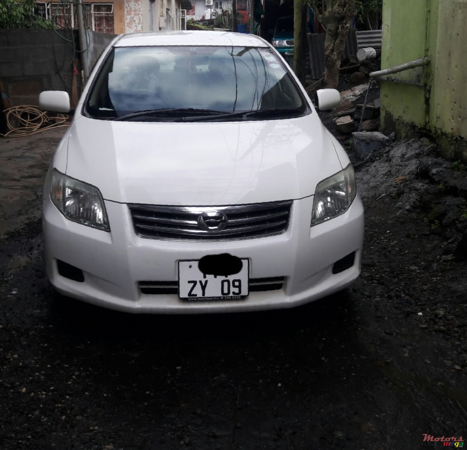 2009' Toyota Axio photo #1