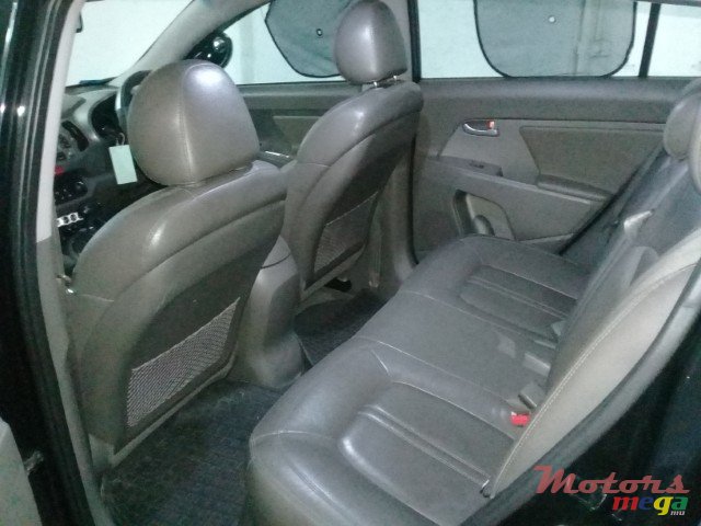 2011' Kia Sportage photo #4