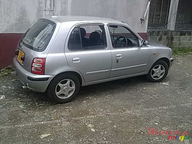 2001' Nissan photo #1