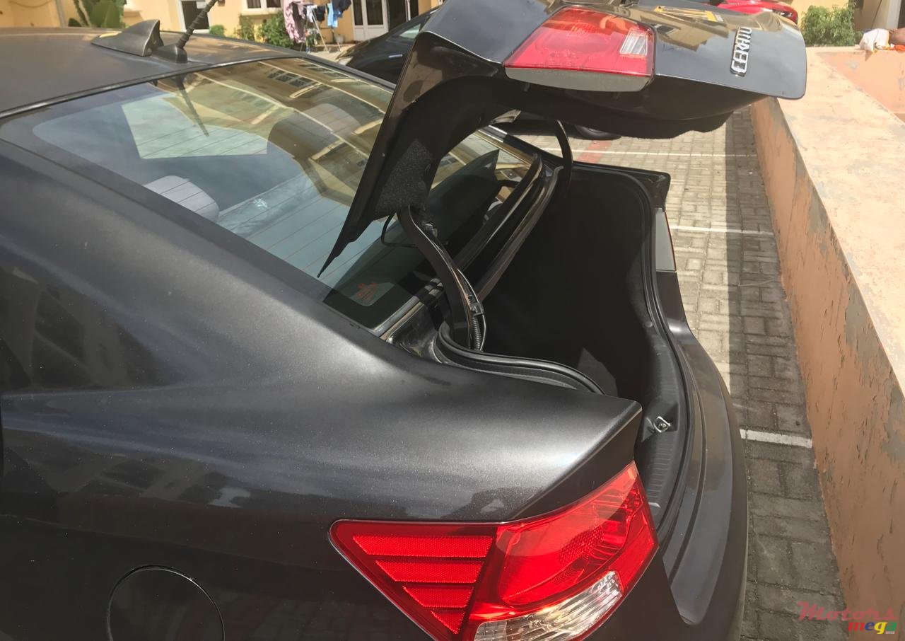 2012' Kia Cerato None photo #4