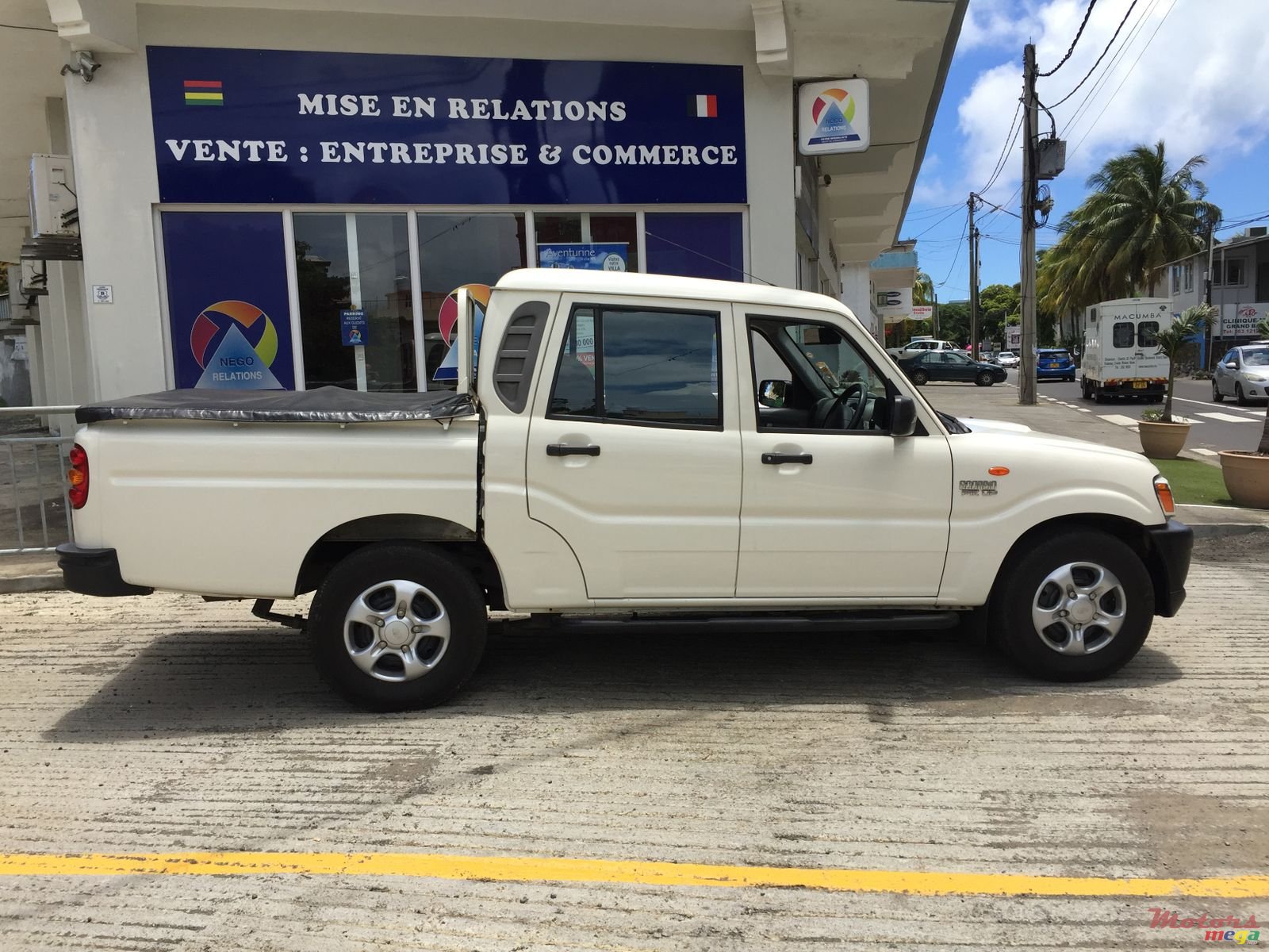 2014' Mahindra Scorpio pickup double cabine 5 places photo #2