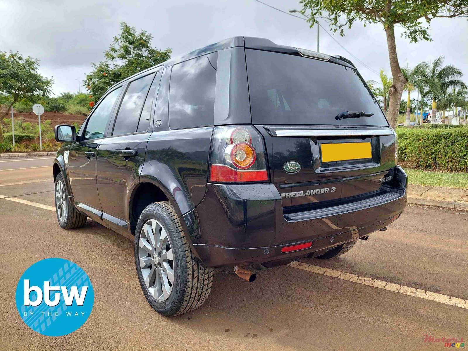 2013' Land Rover Discovery photo #3