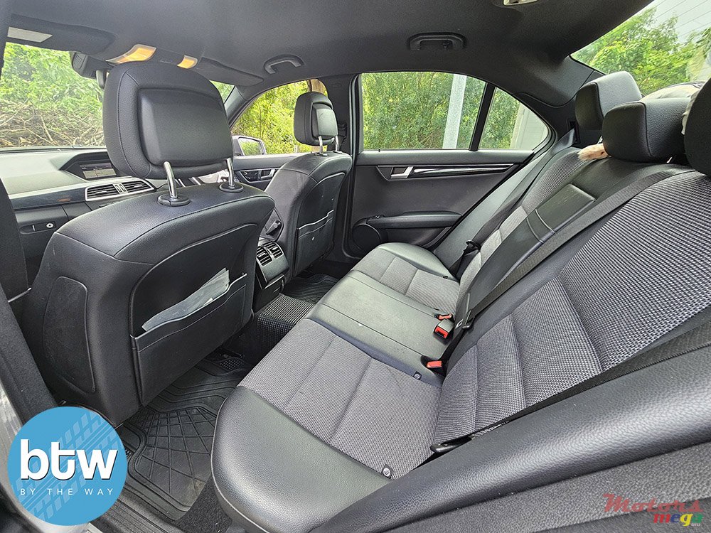 2013' Mercedes-Benz C 180 AMG photo #6