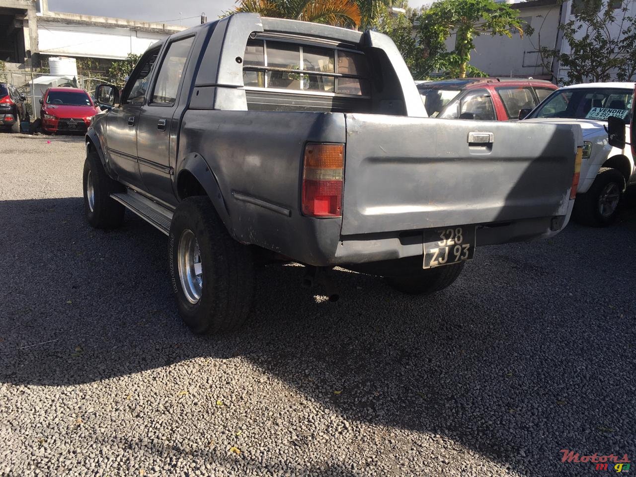 1993' Toyota Hilux photo #3