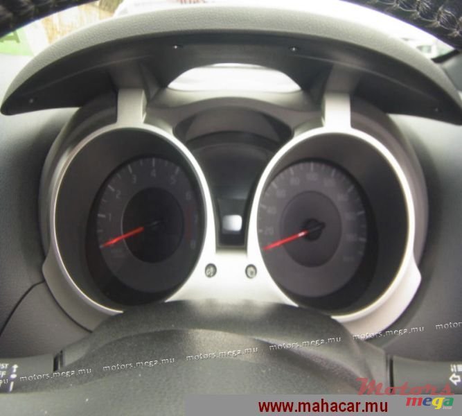 2011' Nissan Juke photo #6