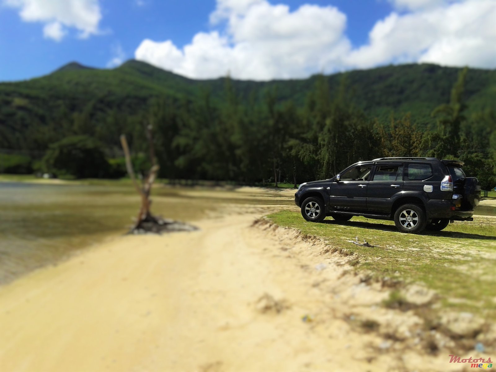 2003' Toyota LANDCRUISER GX PRADO FJ120 4/4 photo #3