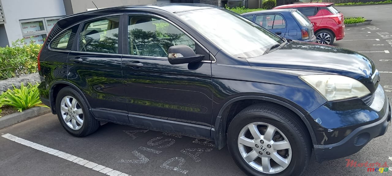 2007' Honda CR-V photo #2