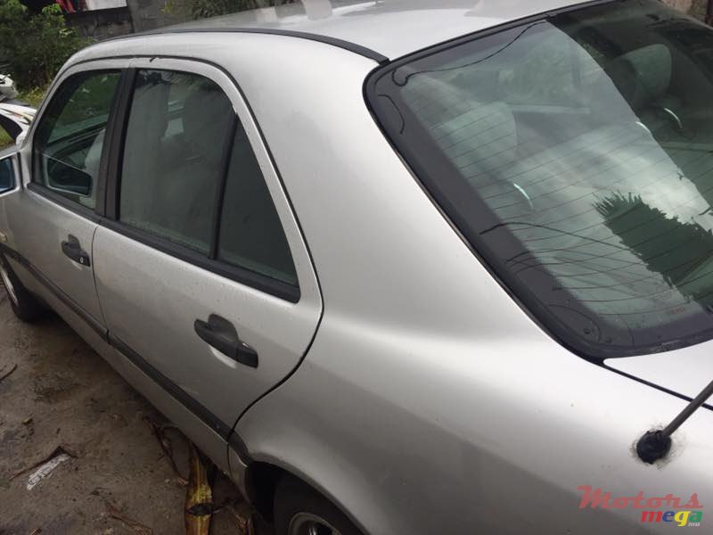 1997' Mercedes-Benz CLC 180 photo #4