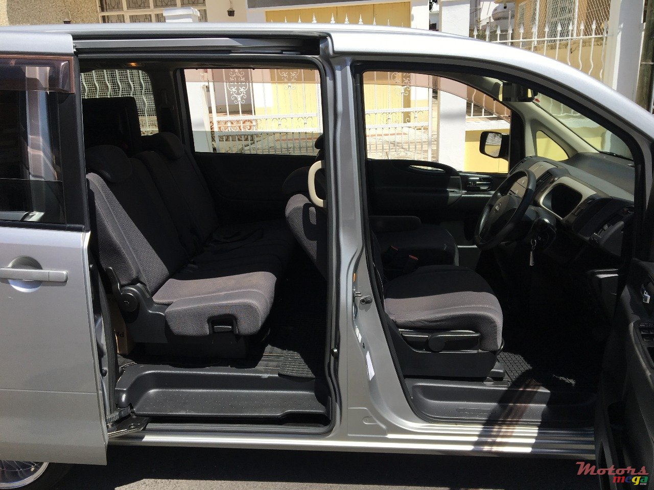 2007' Nissan photo #6