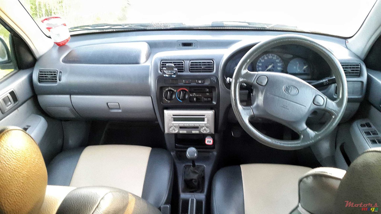 1998' Toyota Starlet photo #6