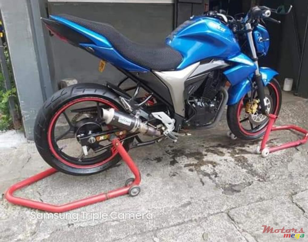 2016' Suzuki Gixxer 150 photo #3