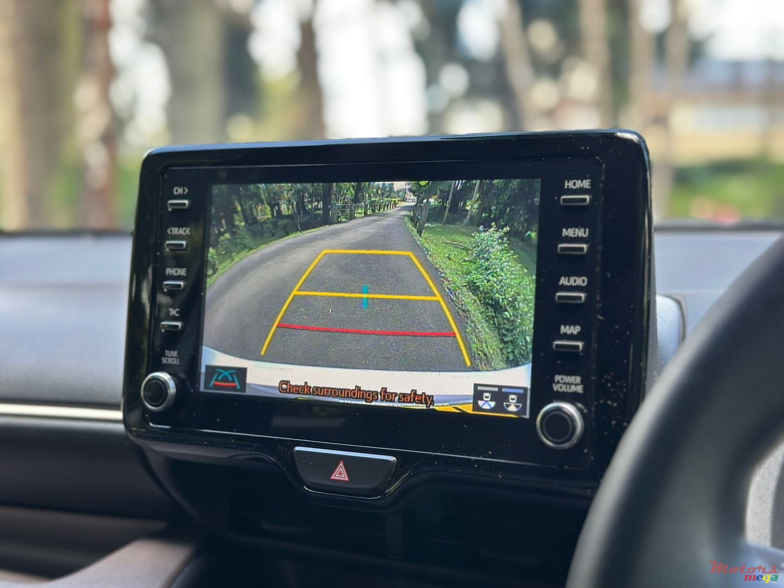 2021' Toyota Yaris photo #7