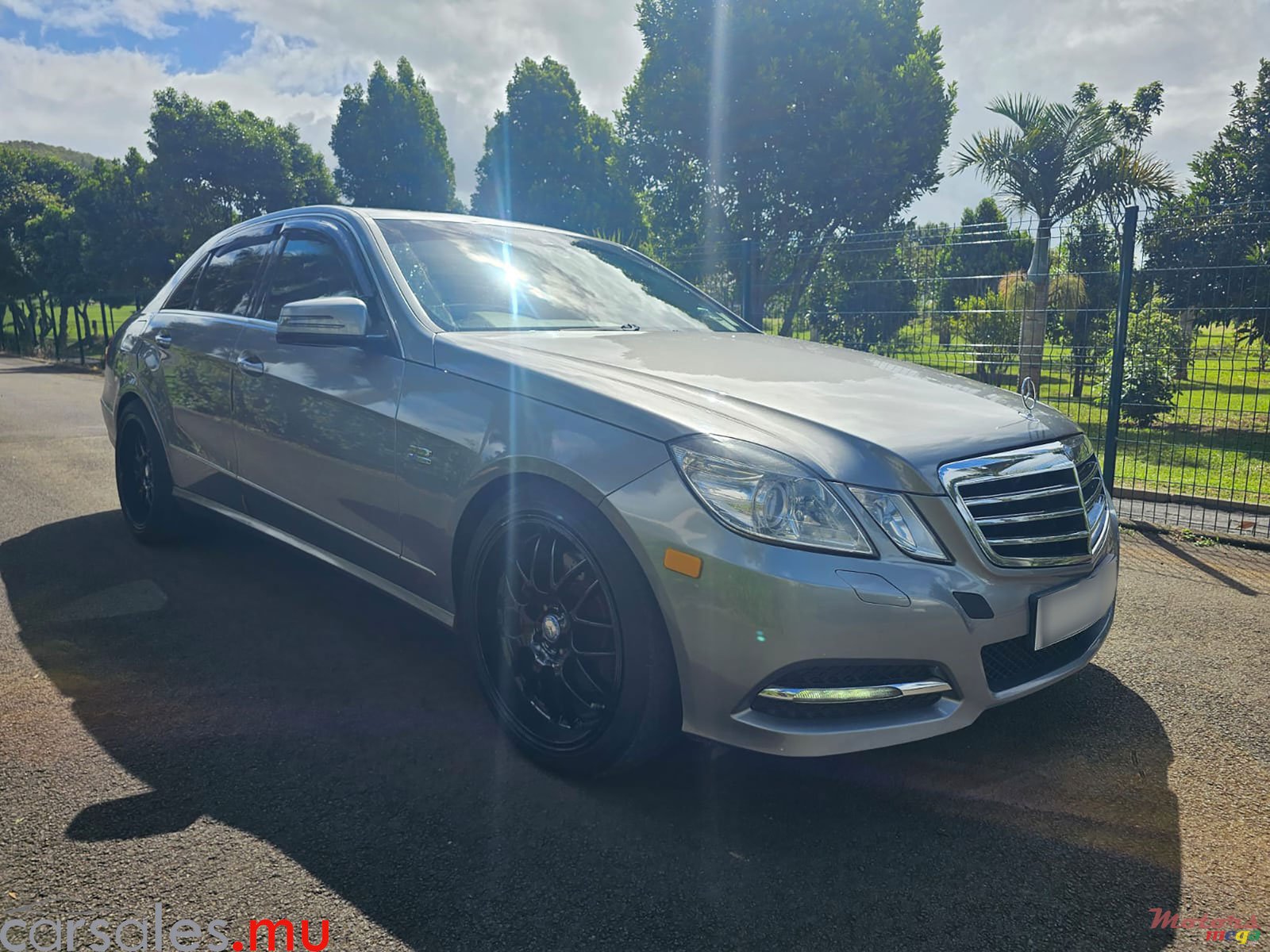 2012' Mercedes-Benz E 250 CGI Avantgarde 1.8 photo #1