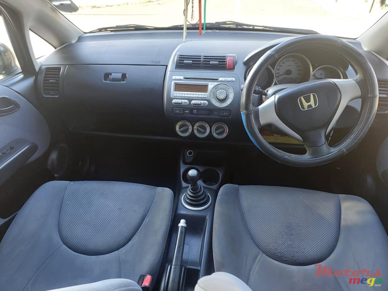 2008' Honda Jazz photo #5