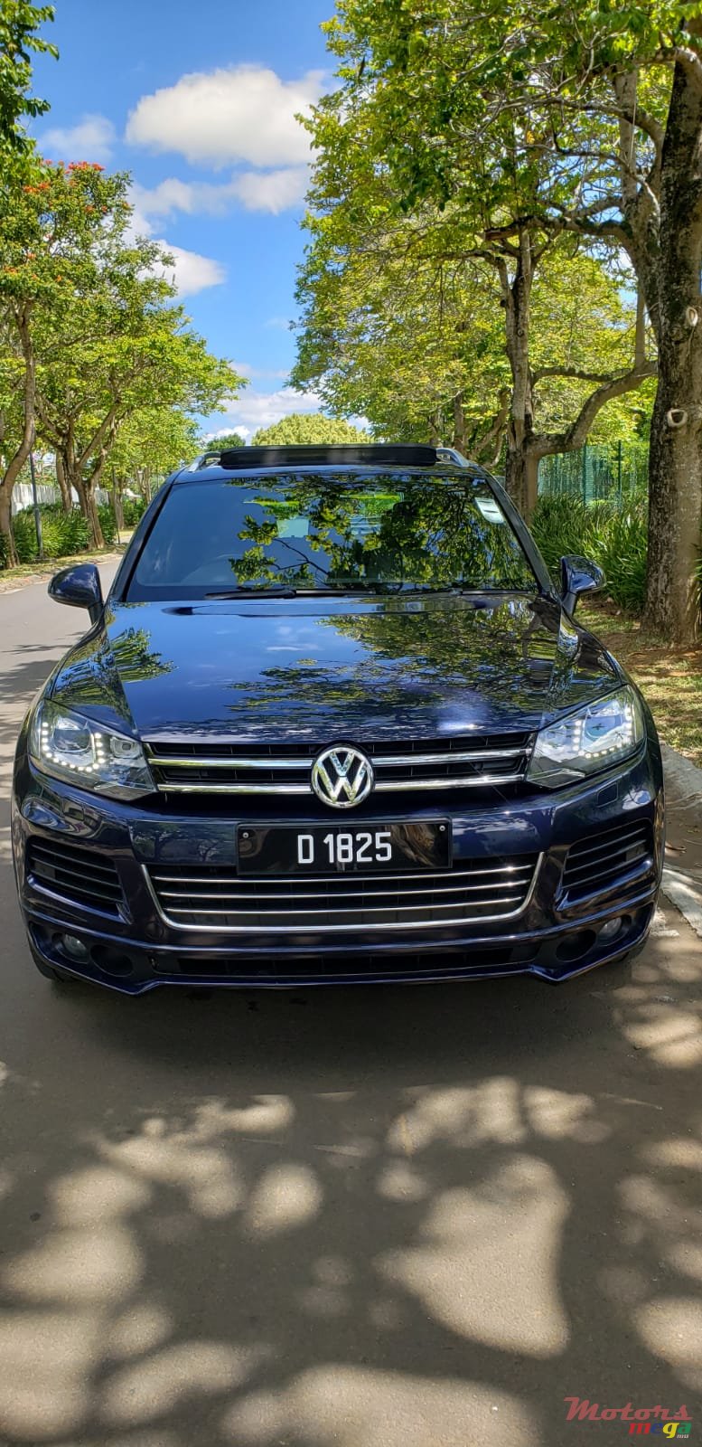 2013' Volkswagen Touareg 2 photo #1