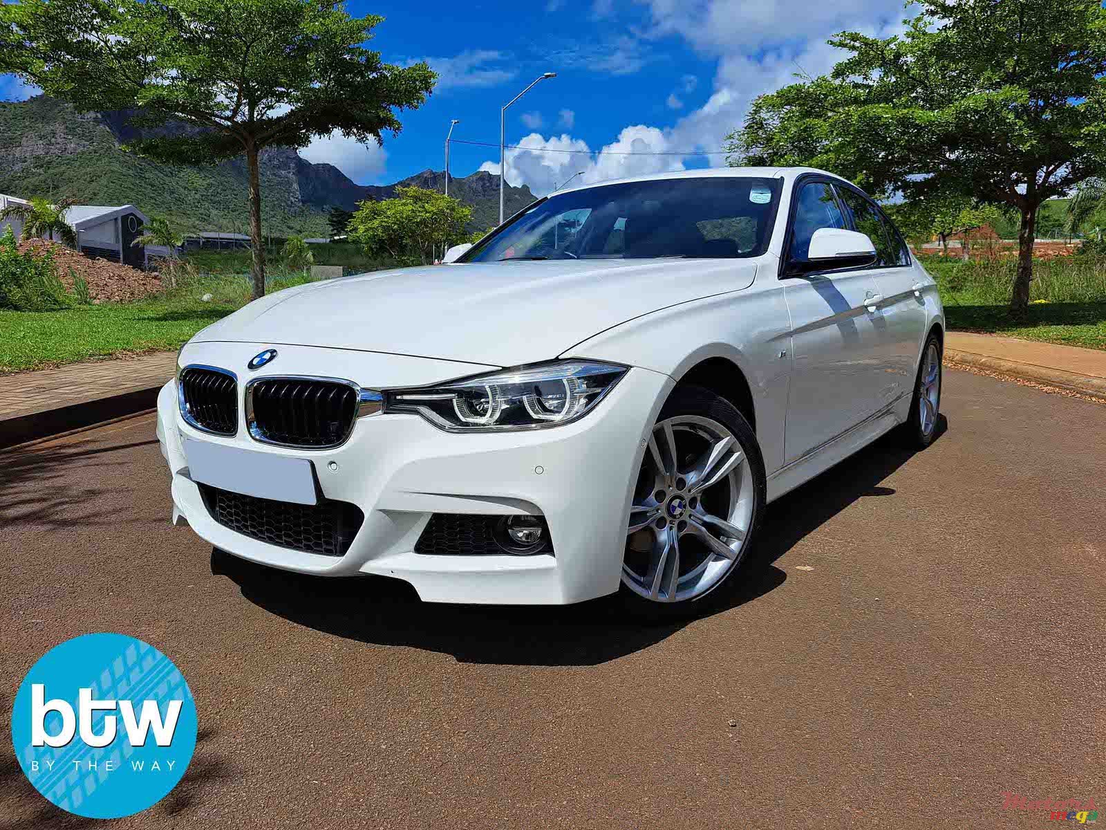 2018' BMW 318 photo #2