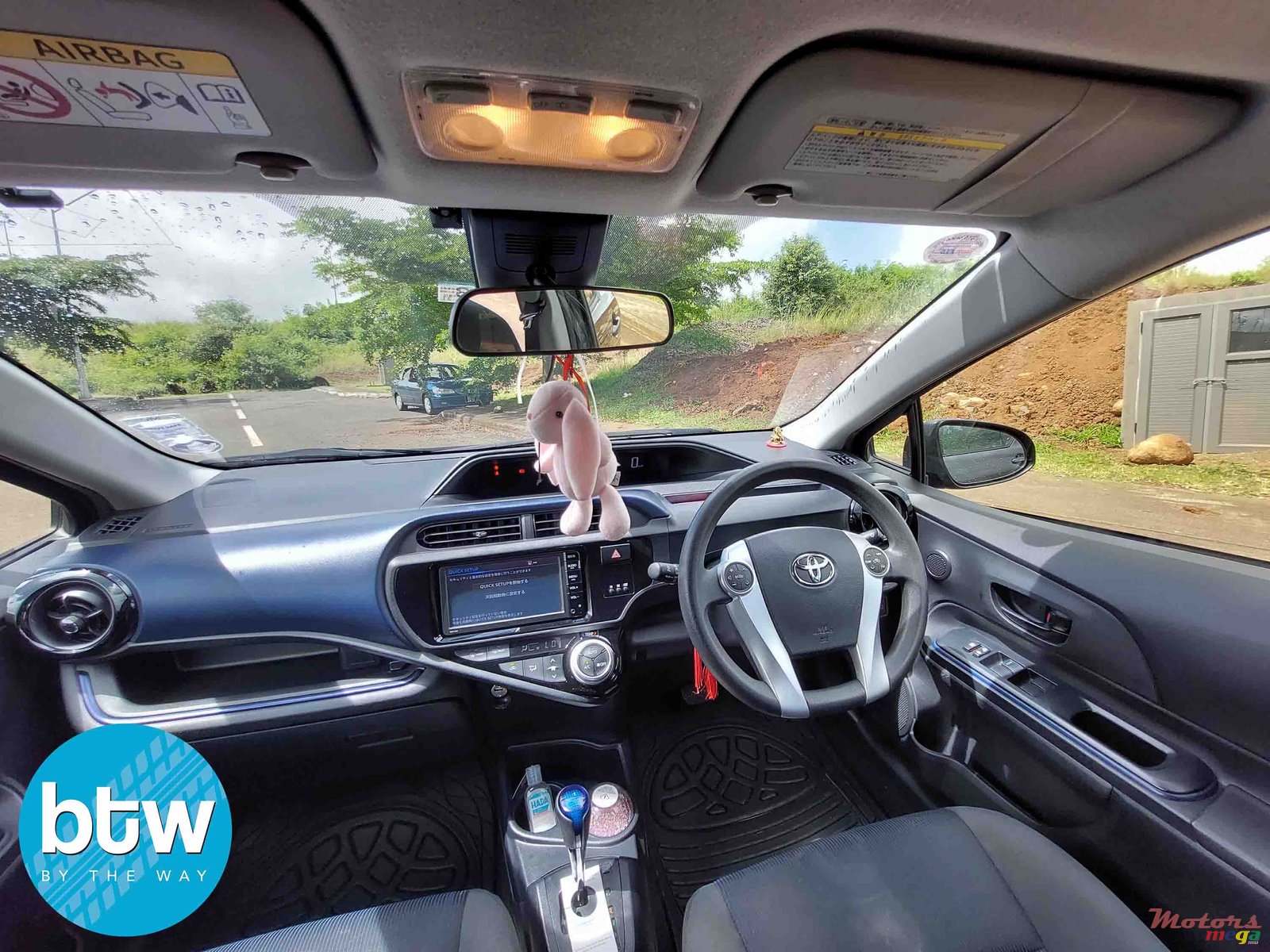 2016' Toyota Aqua photo #6