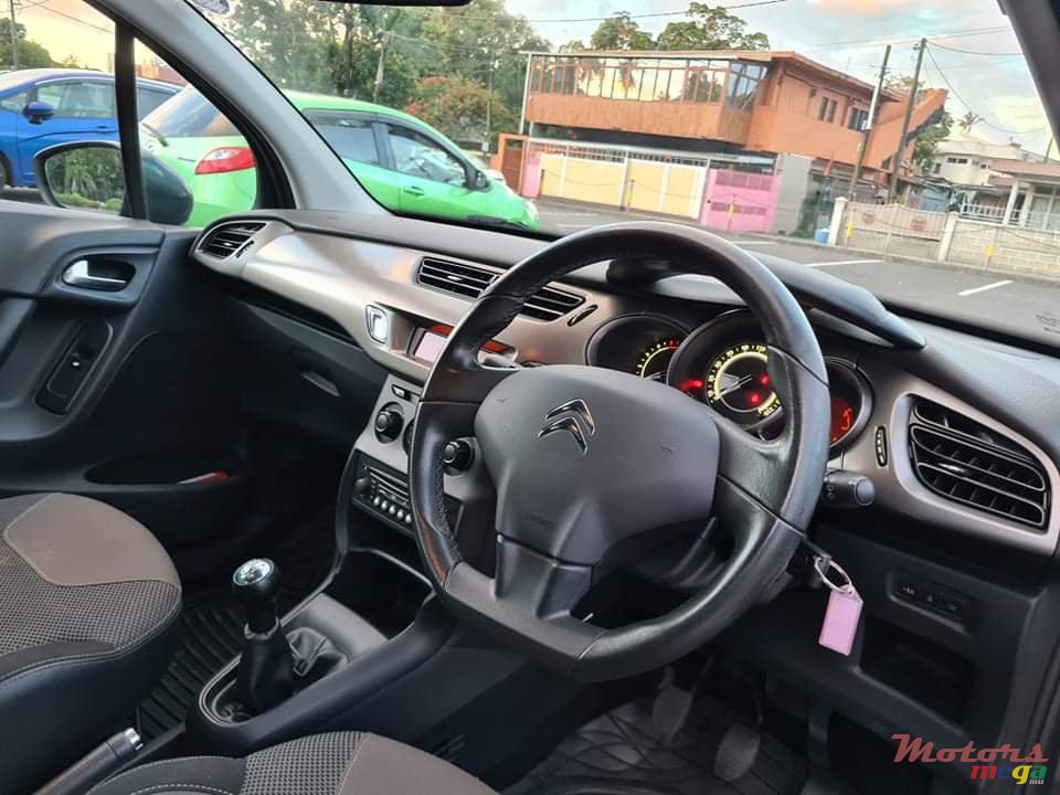 2015' Citroen C3 photo #5