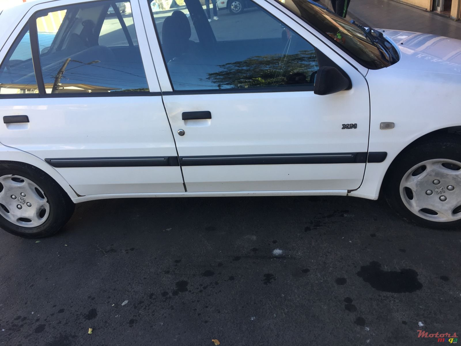 2001' Peugeot 106 photo #3