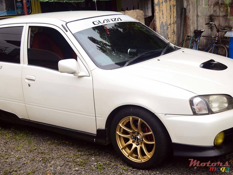 1997' Toyota Starlet Glanza  photo #1