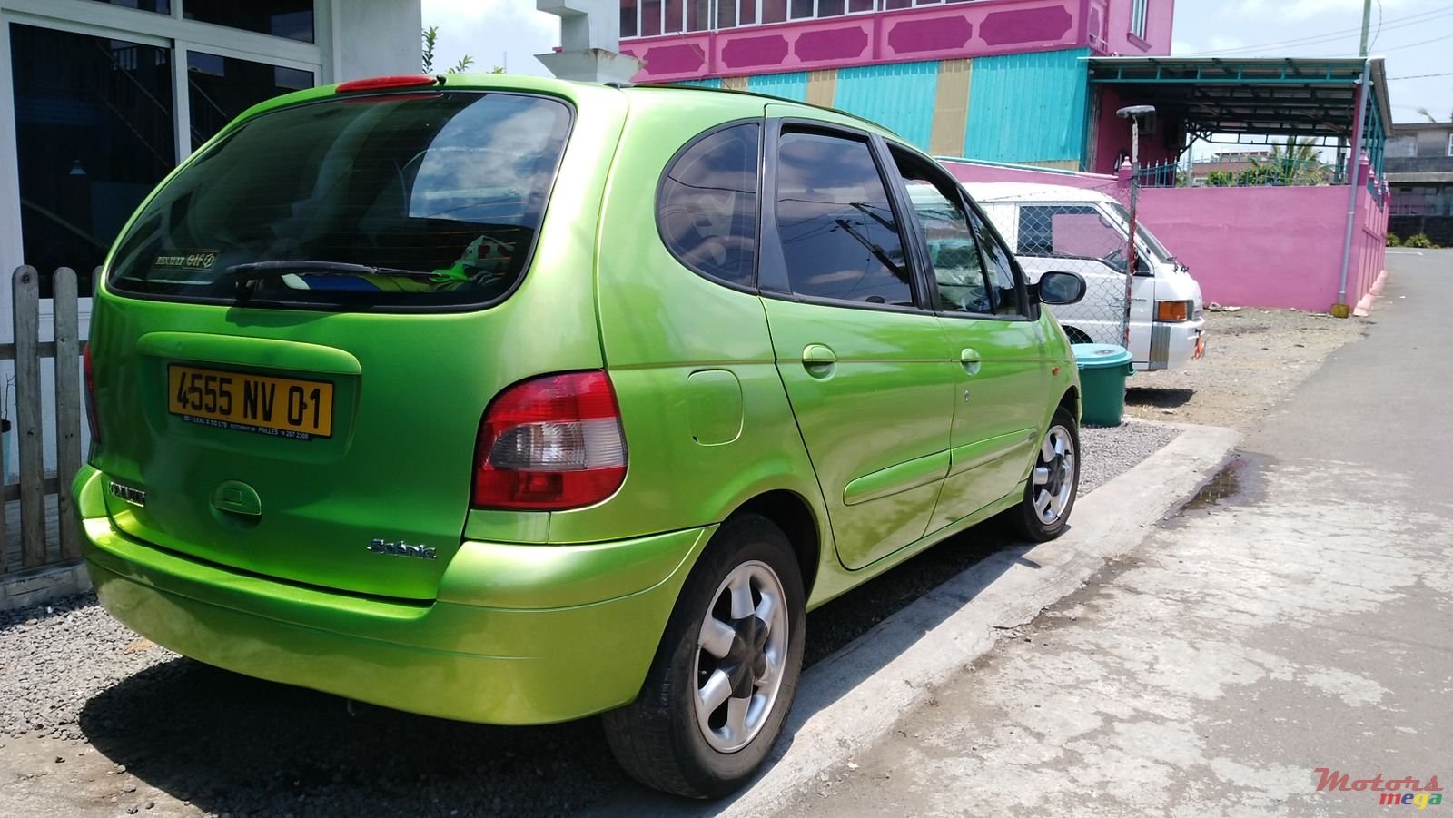 2001' Renault Scenic photo #2