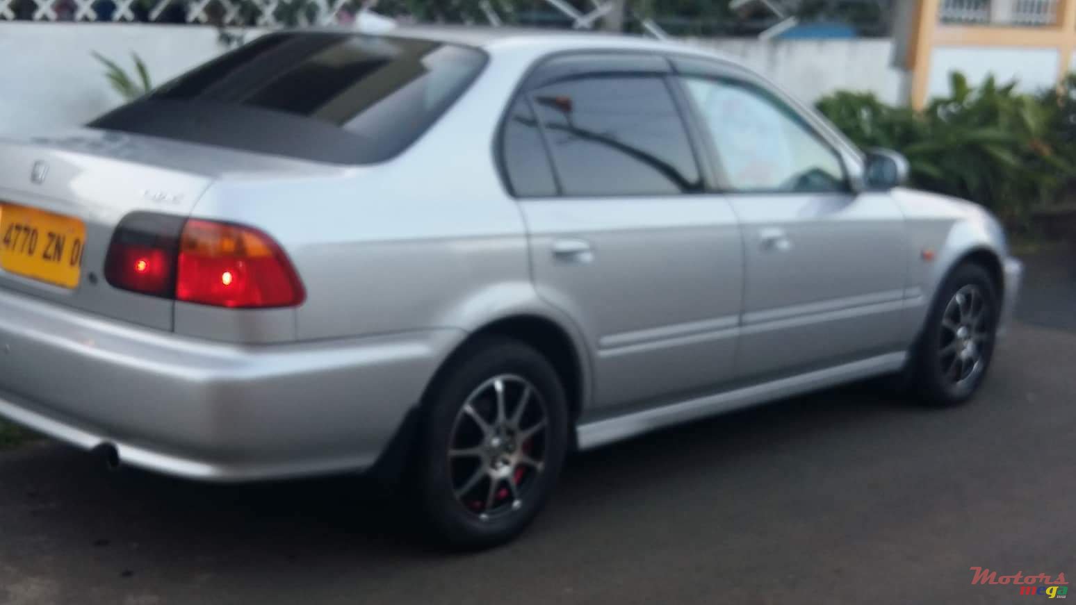 2000' Honda photo #5