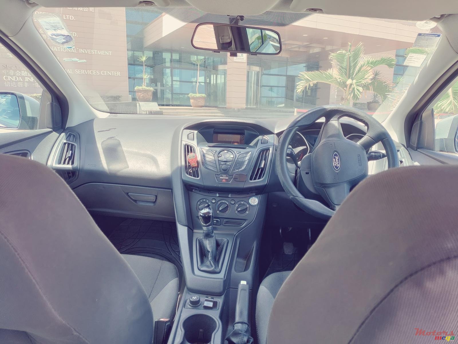 2013' Ford Focus none photo #3