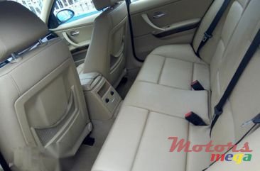 2007' BMW 320 photo #2