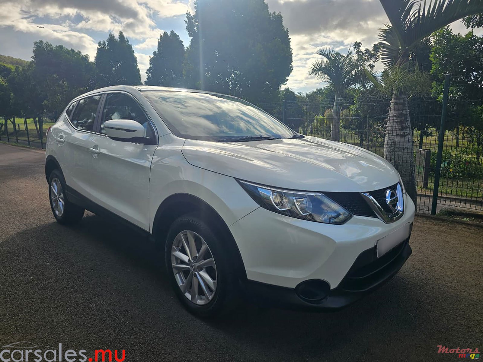2017' Nissan Qashqai Acenta 1.2 photo #1