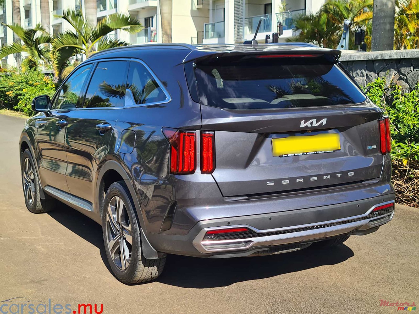 2022' Kia Sorento 1.6 PHEV photo #3
