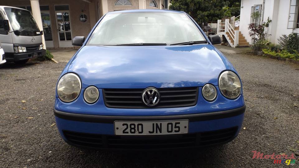 2005' Volkswagen Polo photo #1