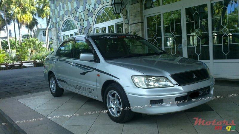 2002' Mitsubishi CEDIA photo #1