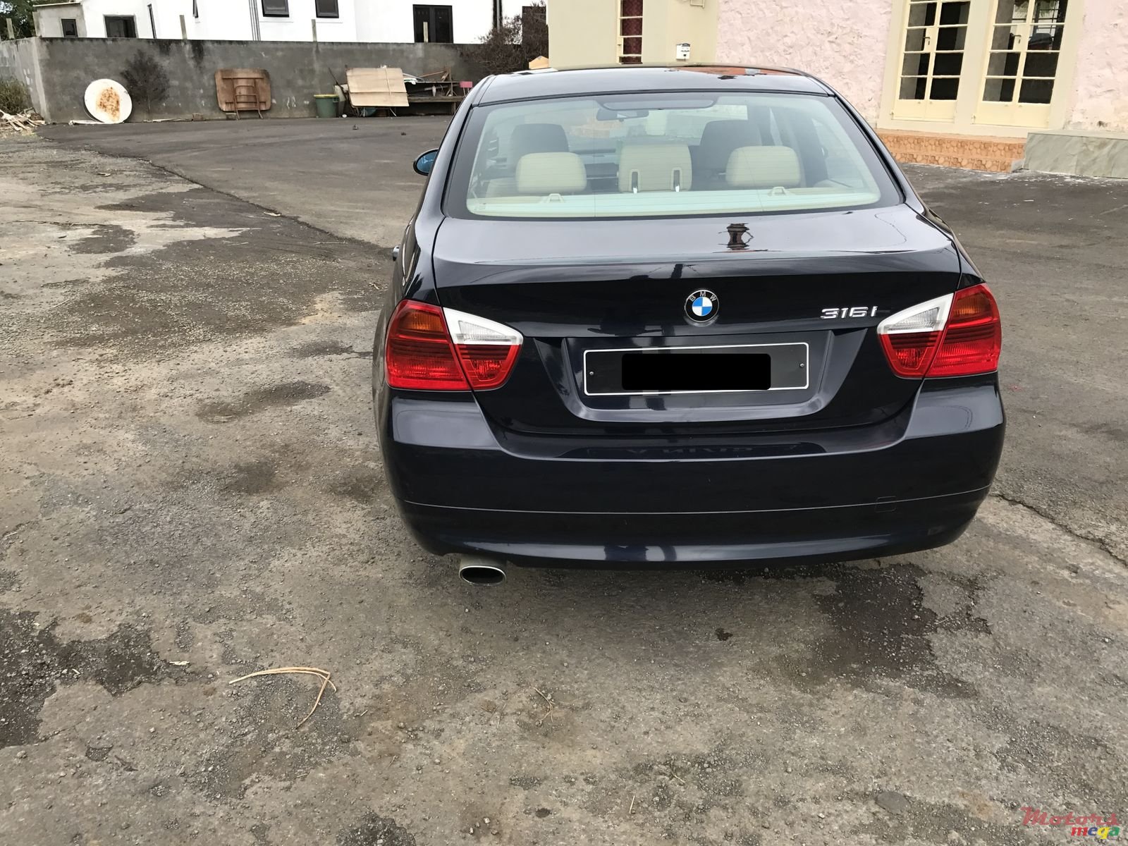 2008' BMW 316 photo #4