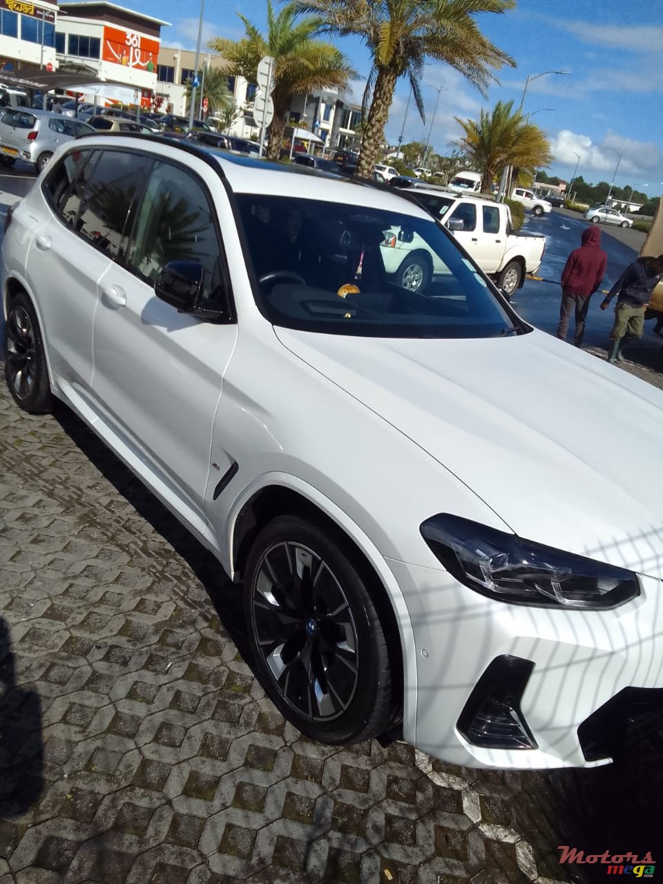 2022' BMW iX3 photo #1