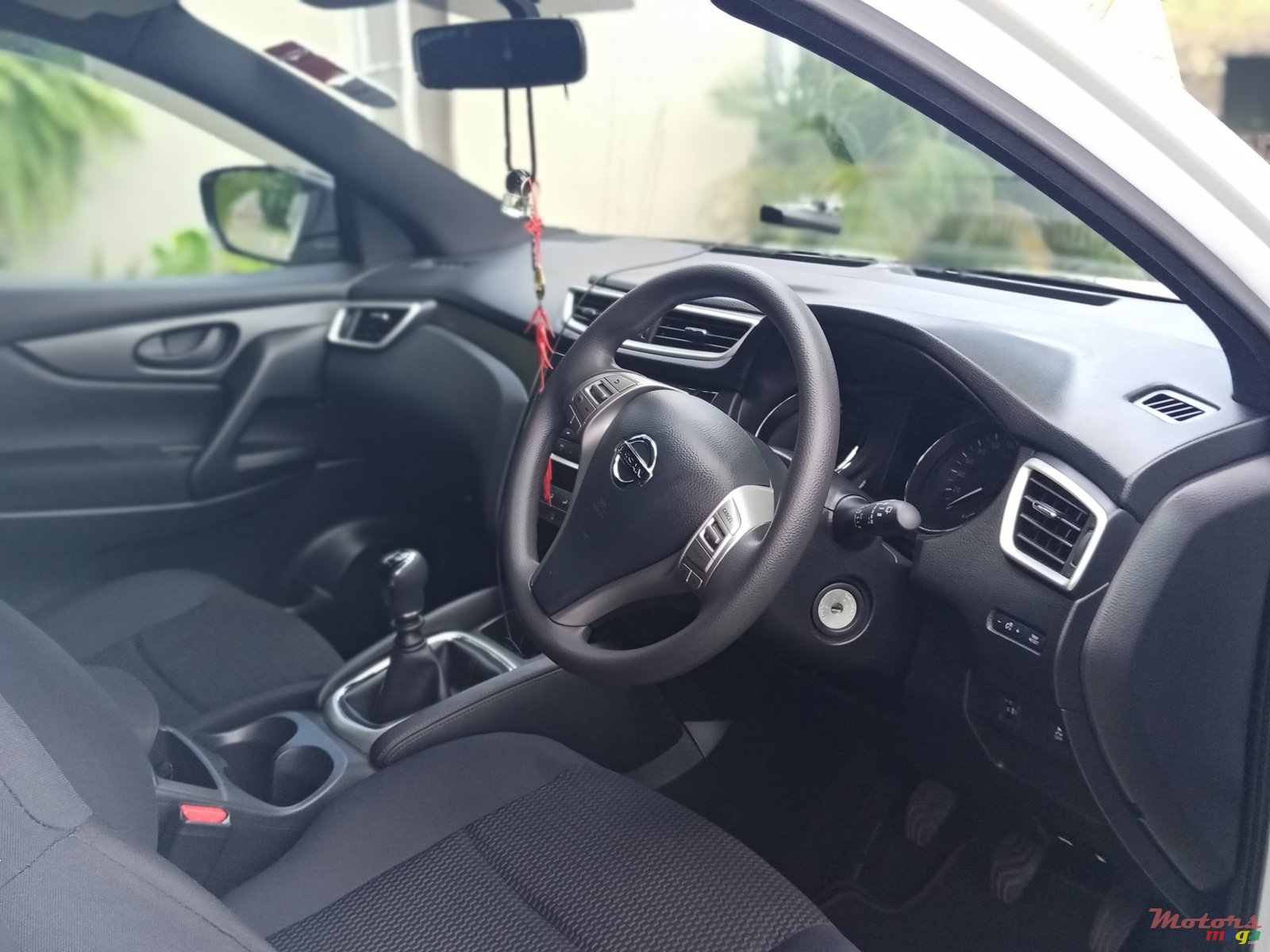 2015' Nissan Qashqai photo #3