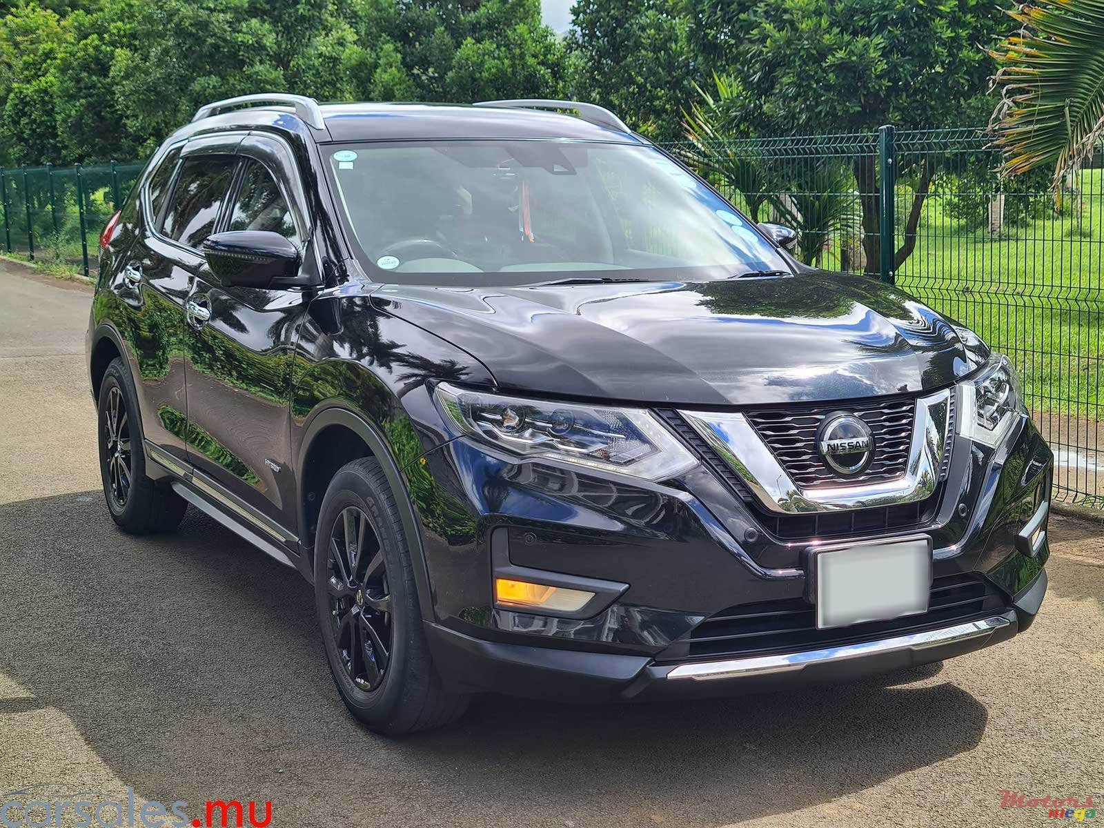 2020' Nissan X-Trail 2.0 Hybrid photo #2