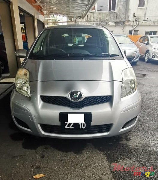 2010' Toyota Vitz photo #1