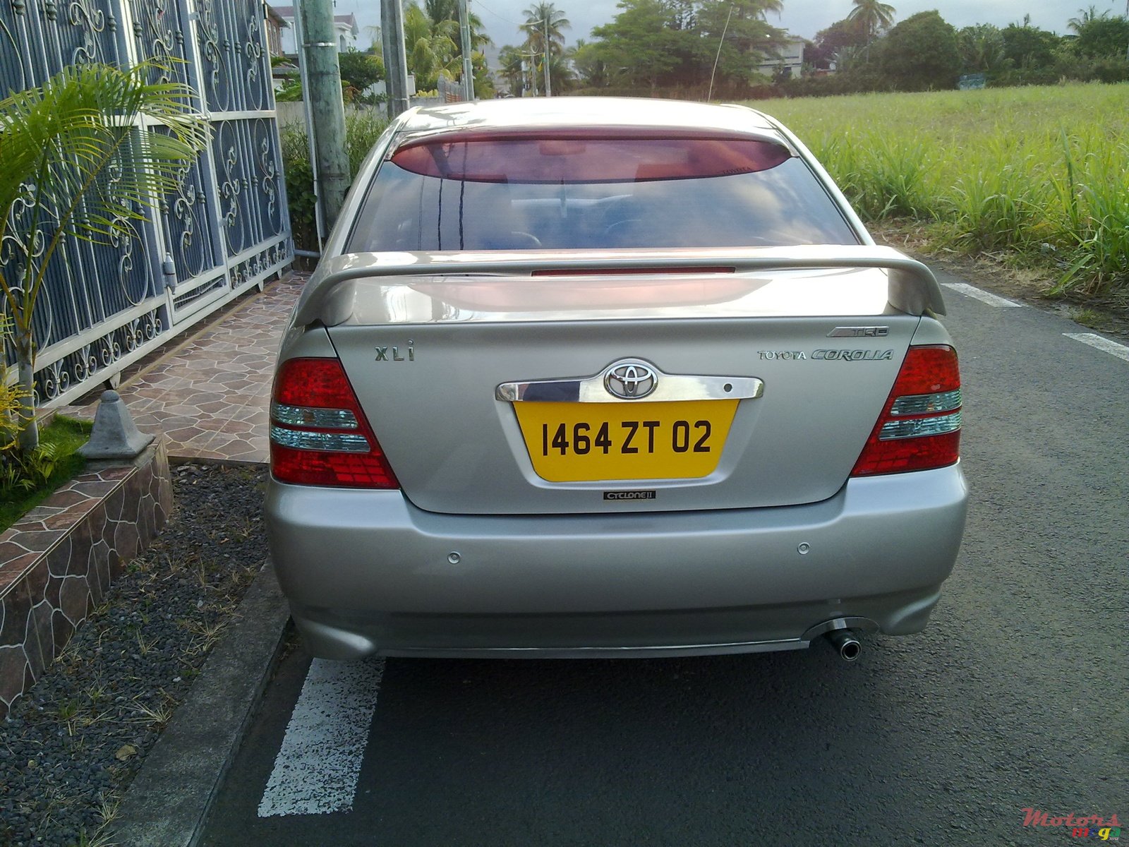 2002' Toyota Corolla photo #3