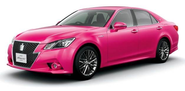 Toyota To Sell Hot-Pink Crown In Japan